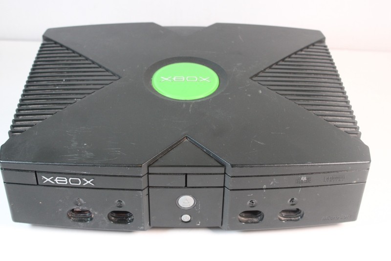 Microsoft Original Xbox Console – for parts – CD Drive does work