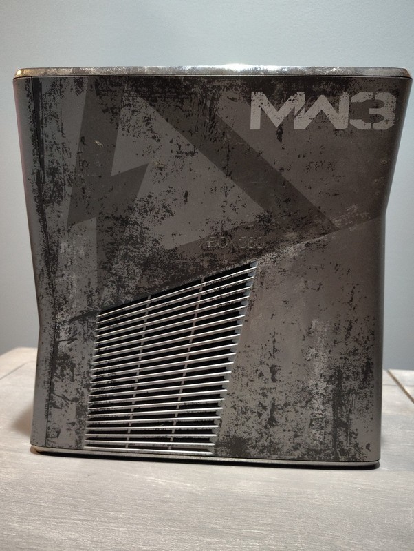 Microsoft Xbox 360 S Call of Duty: Modern Warfare 3 320GB Model 1439 w/ 7 Games gallery