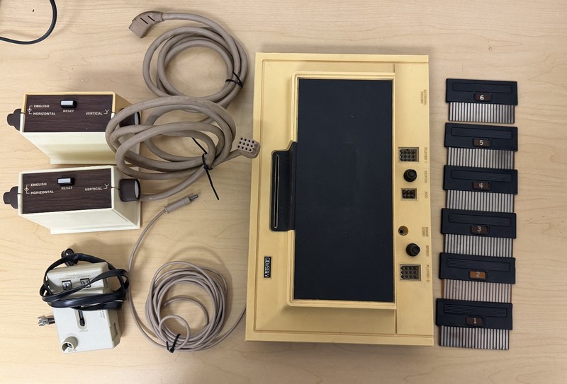 VINTAGE 1972 Magnavox Odyssey Console TESTED + Run 1 CIB Shooting Gallery Rifle
