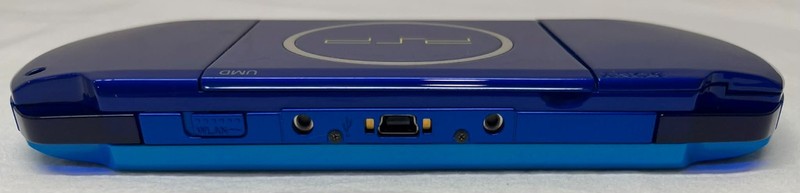 PSP 3000 Marine Blue / New Battery / Genuine Sony Charger / Region Free / 16GB gallery