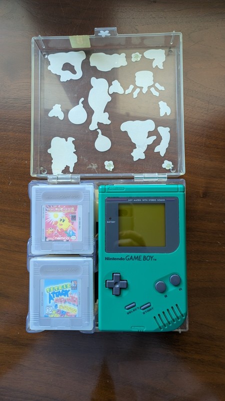 1997 Color Game Boy Handheld Green With Case And Five Games
