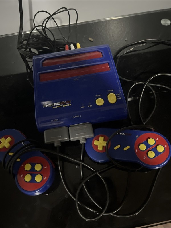 Retro Duo Red And Black Console/Plays NES And SNES Games 2 Controllers