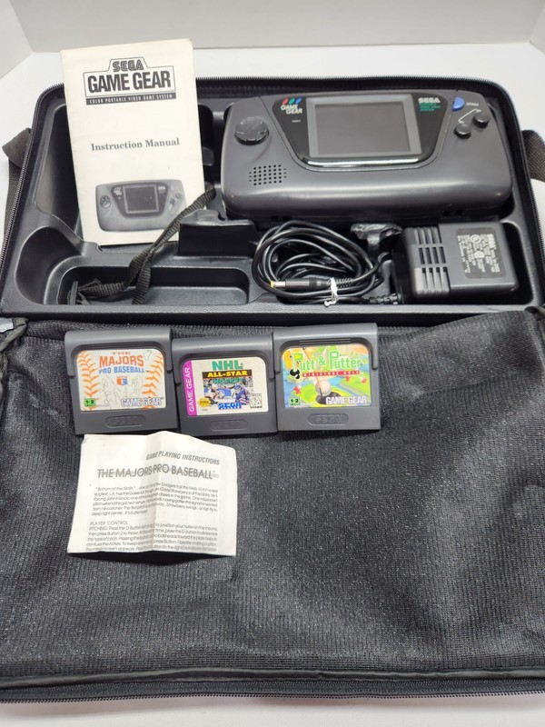 SEGA Game Gear Handheld System – Black (For Parts/Repair) Carry Case 3 Games