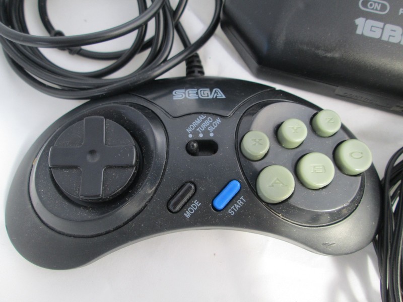 Sega Mega Drive II 2 Game Console ** New, Open Box * * Chinese Bootleg Clone PAL gallery
