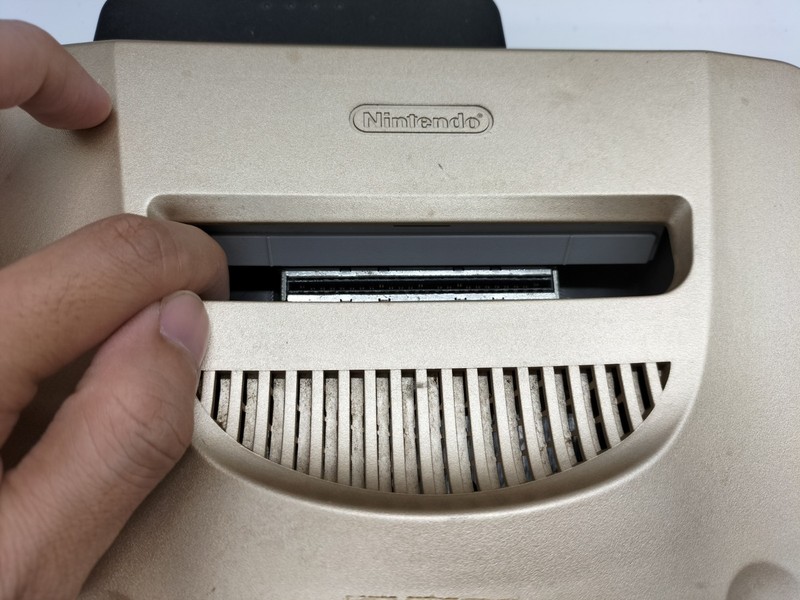 Nintendo 64 N64 Gold Console NUS-001 | Tested, NTSC-U/C ,NTSC-J with Controller gallery