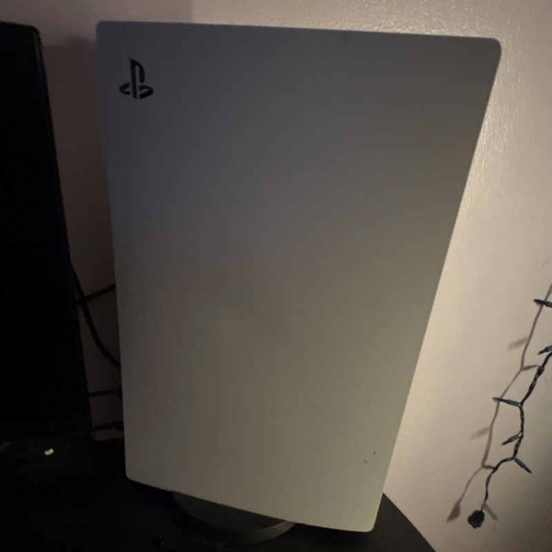 Sony PlayStation 5 4K UHD White Home Console Wi-Fi Capability Internet Browsing