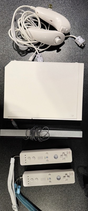 Nintendo RVL-101 Wii Console – White