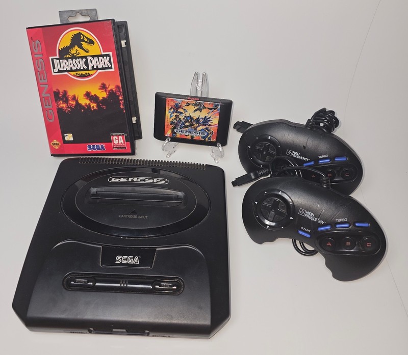 Sega Genesis Model 2 Console MK-1631 w/ Xmen, Jurassic Park & 2 Controllers