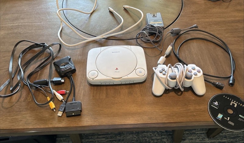 Sony Playstation(1) PSOne Video Game Console Bundle Tested/Works w Gran Turismo