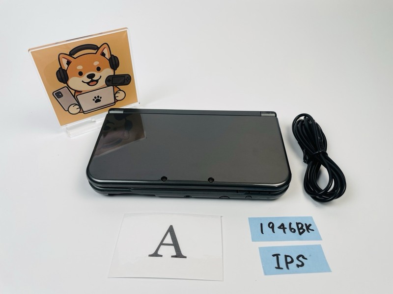 New 3DS XL LL Region Free Console With USB charger & 4GB SD card (US)TOP IPS