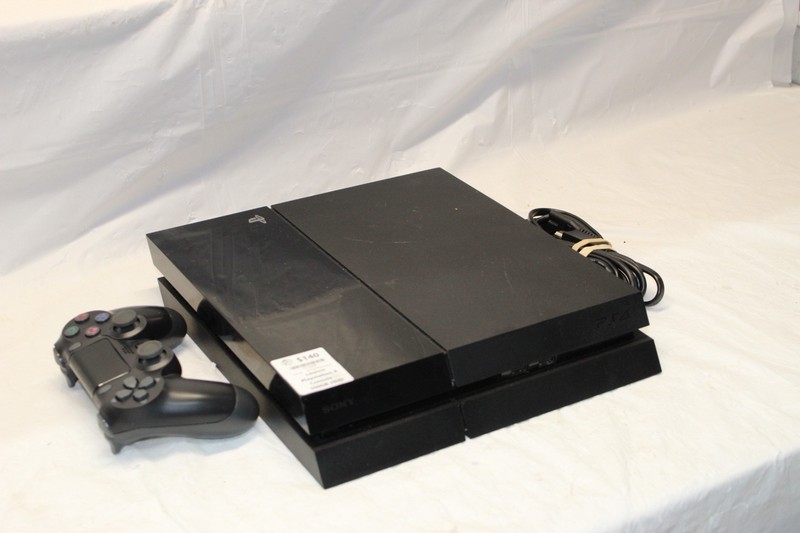 SONY PLAYSTATION 4 CONSOLE PS4 500GB W/ CONTROLLER + CABLES RS gallery