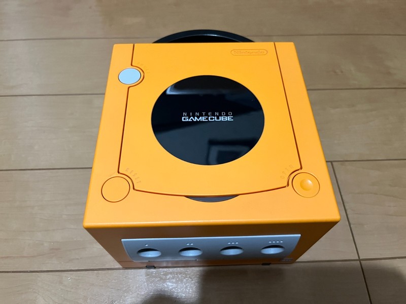 Nintendo GameCube Console & Controller Orange Color with Games Japan 0530 gallery