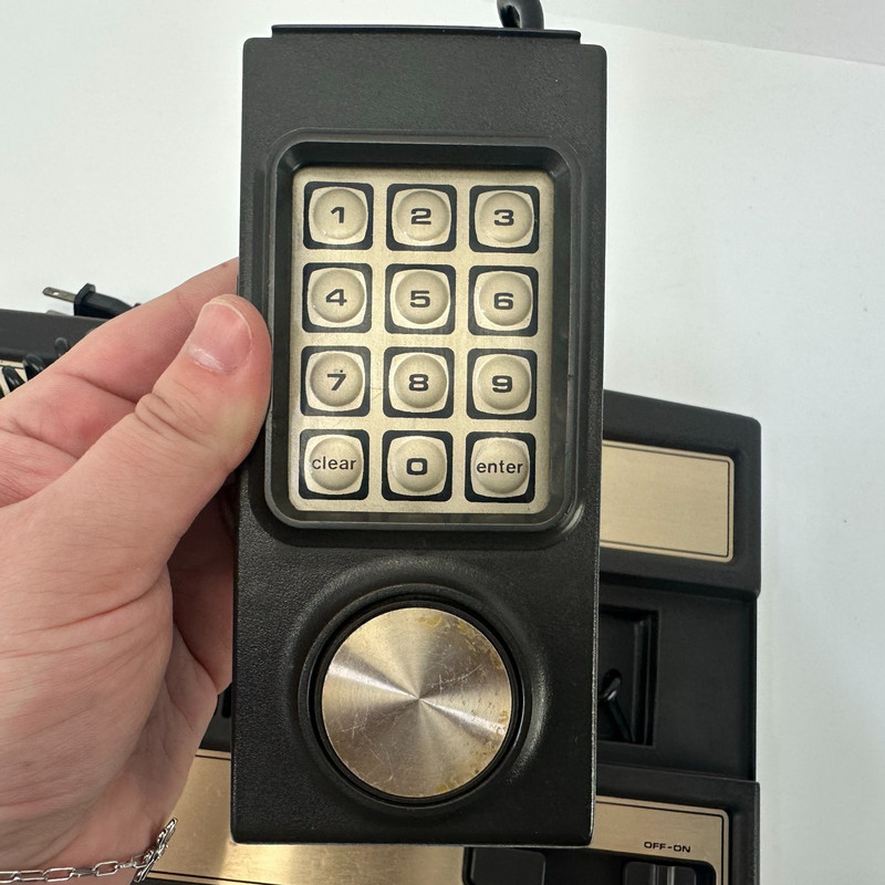 Mattel Electronics Intellivision Master Component Tested Working CIB gallery