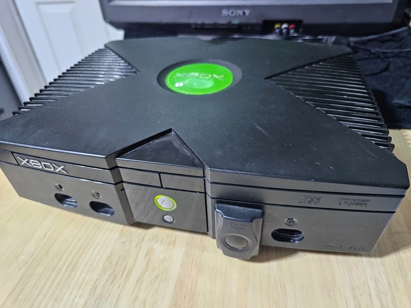 Original Microsoft Xbox Console Only - Read description - gallery