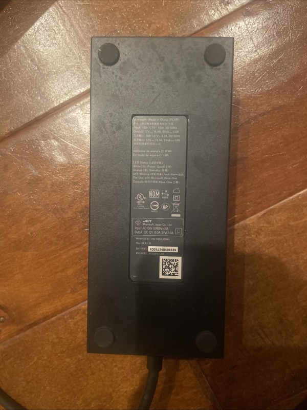 Microsoft Xbox One 500GB Home Console - Black (1540) gallery