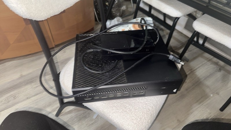 Microsoft Xbox One Home Console Black Wi-Fi Internet Browsing HDMI USB