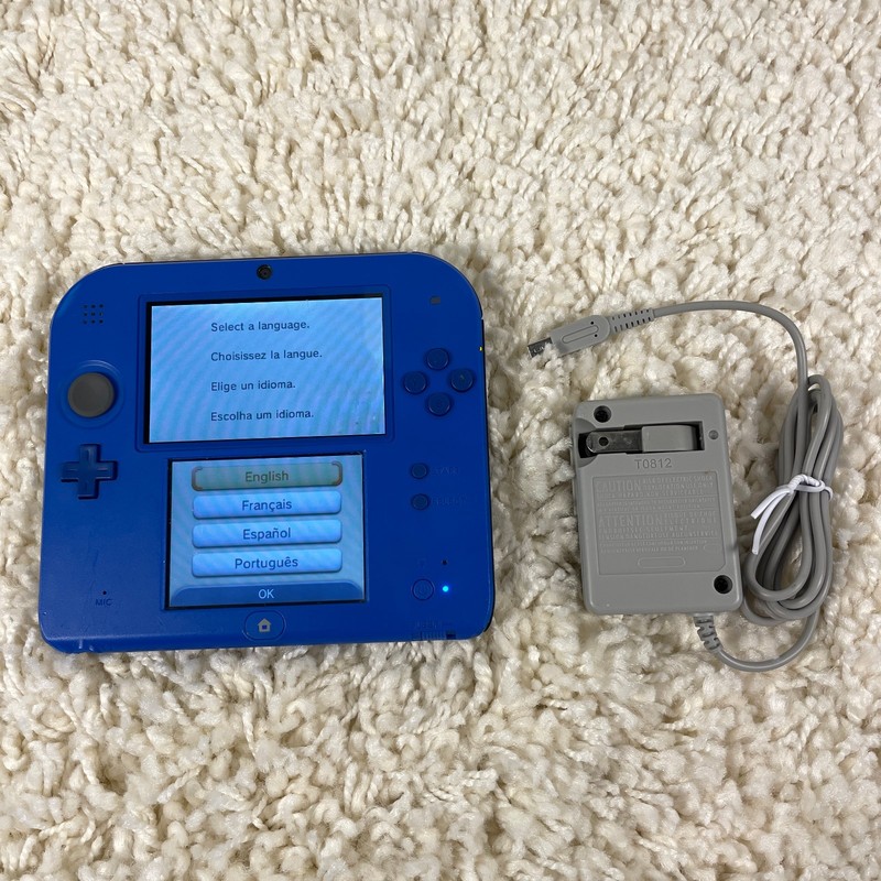 Nintendo 2DS Electric Blue Handheld Console System FTR-001 Tested