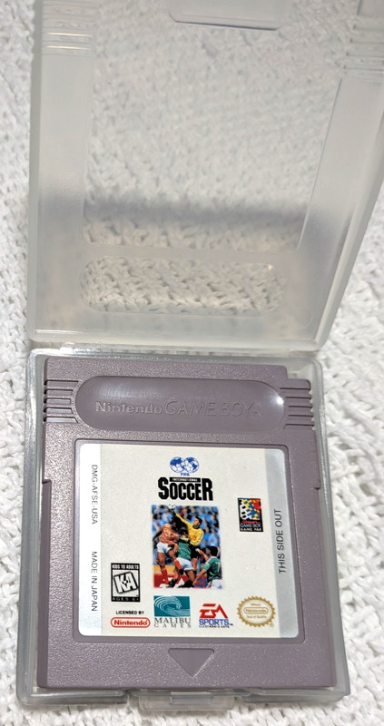 Nintendo Game Boy Color - Atomic Purple - 5 Games - Case - Lamp - All Original gallery