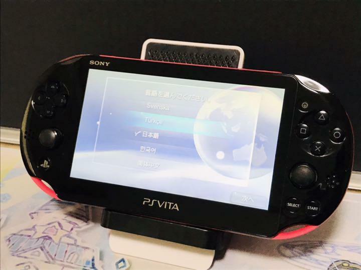 【Good】Sony PS Vita PCH-2000 ZA15 Pink Black Wi-Fi Model Console Only F/S