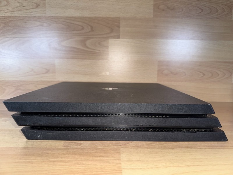 Sony PlayStation 4 PS4 Pro 1 TB Console w 13 Games CUH-7215B Parts/Repair Lot gallery
