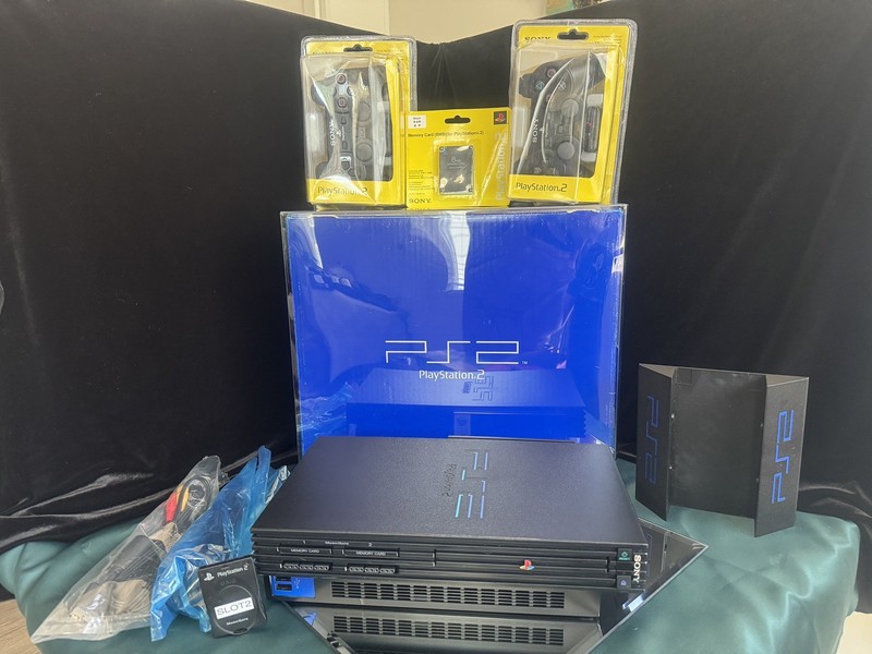 Sony PlayStation PS2 GameConsole excellent condition Fat blue box