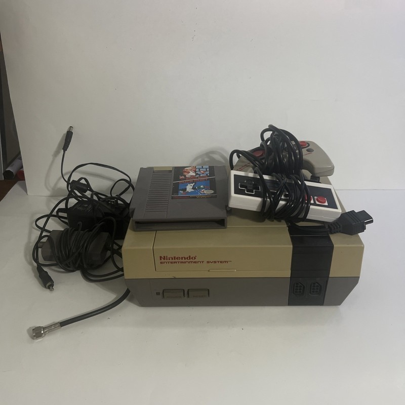 Nintendo NES 001 Original Console Bundle Controllers AC Adapter Tested And Works