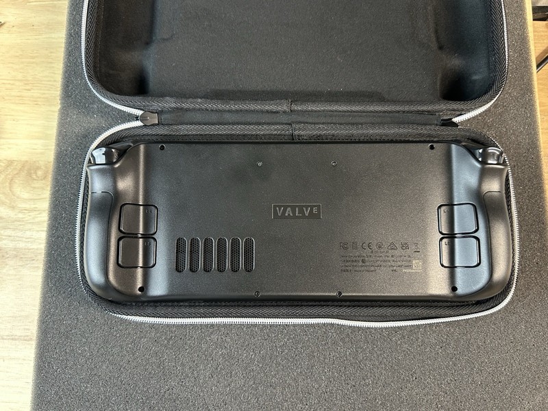 Valve Steam Deck OLED 512GB Black Handheld Console Bundle Excellent Condition gallery