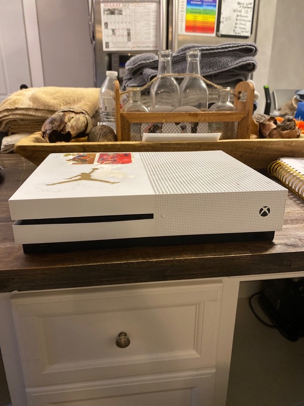 Microsoft Xbox One S 1TB Console - White gallery