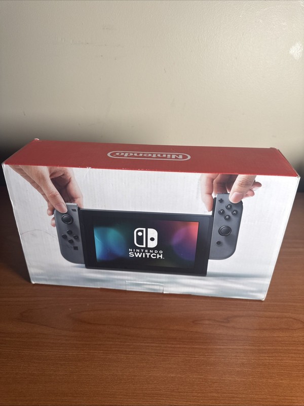 Nintendo Switch HAC-001 32GB Console with Gray Joy‑Con W Box Complete. gallery