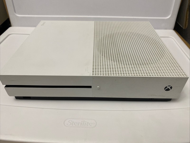 Microsoft Xbox One S 500GB Console UGC Premium Refurbished Gaming System