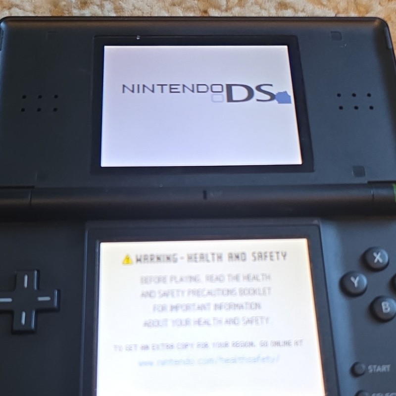 Nintendo DS Lite Black Handheld System Console for Nintendo DS, Headphone Jack gallery