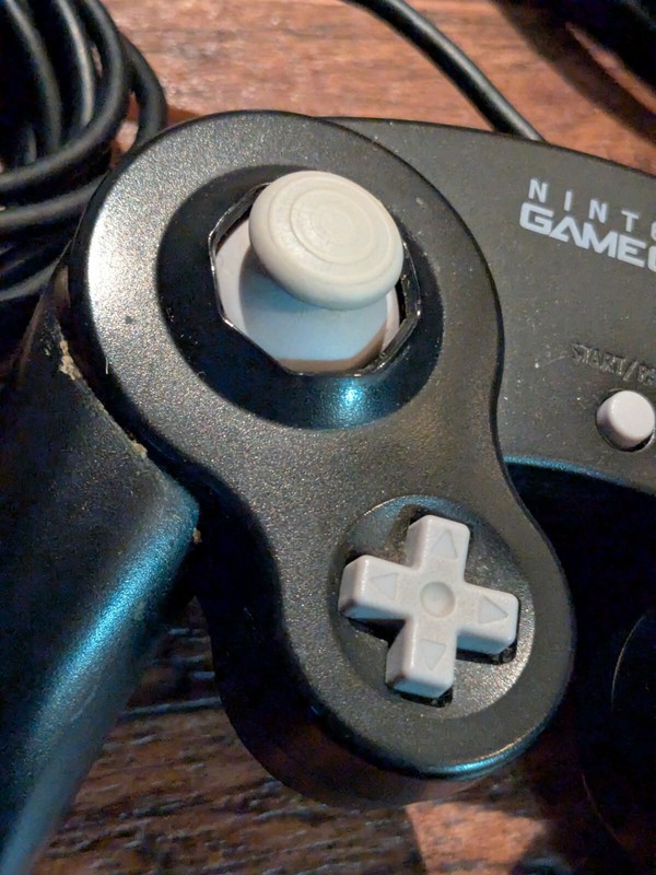 Nintendo GameCube DOL-001 System - Indigo - Memory Card HDMI Cords Controller gallery