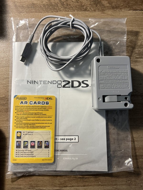 Nintendo 2DS Electric Blue 2 Mario Kart Limited Edition Complete in Box US Model gallery