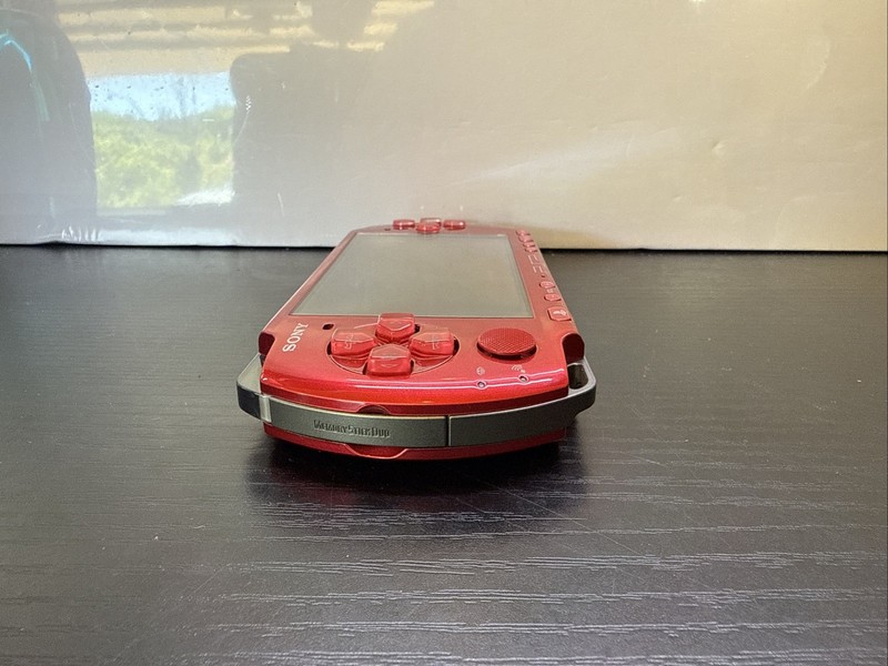 PSP 3000 Radiant Red Console-Japan gallery