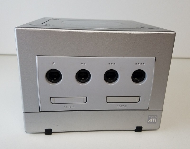 GameCube Console DOL-101 w/ 4 Controllers, Memory Card, cables + Wario World gallery