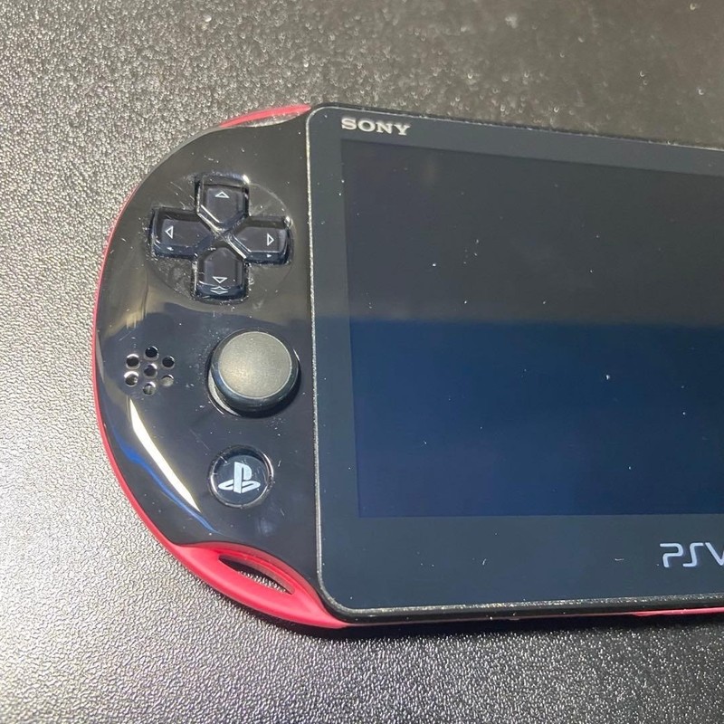 PS Vita 2000 Console, Pink/Black, 6411 From Japan gallery