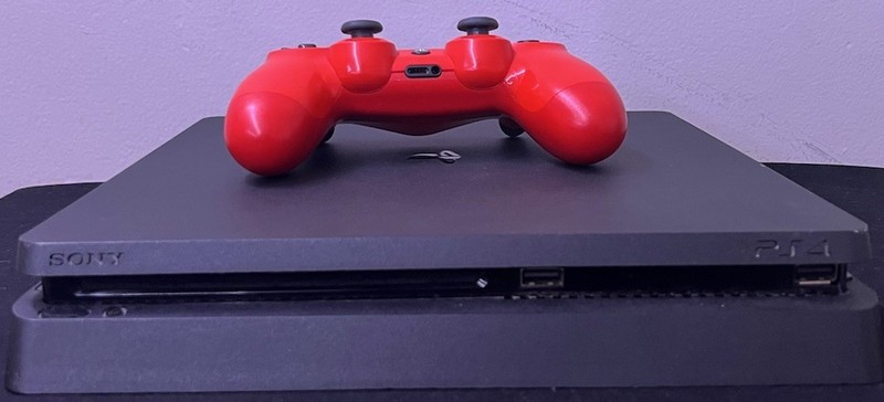 Sony PS4 Slim 1TB Console Bundle Red Controller Tested Works Great + Rainbow Six