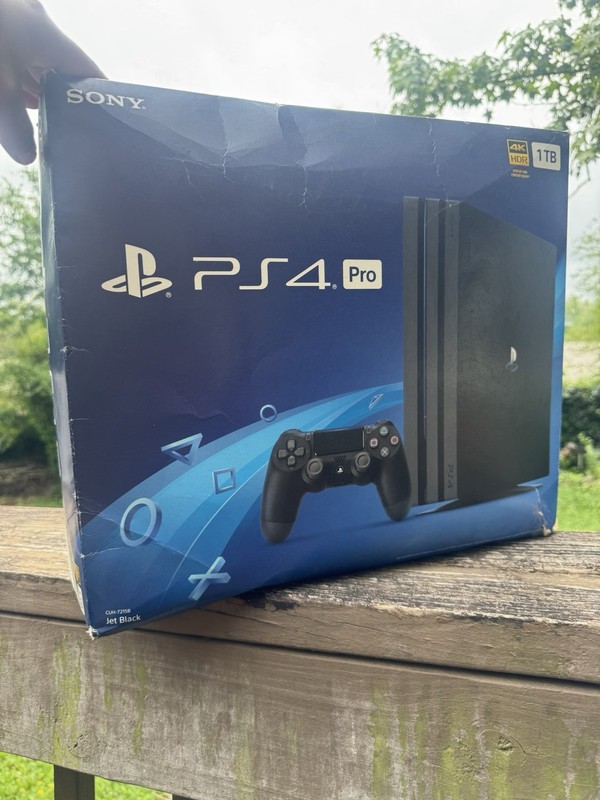 Sony PlayStation 4 Pro PS4 1TB Jet Black Console 4K UHD HDR CUH-7215B