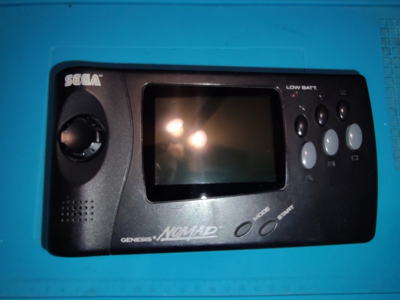 Sega Nomad 5V LCD mod, new glass lens, new DC in power jack (not Recapped)