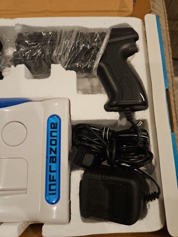 InfraZone 2008 Wireless Solution Home Console Wireless Gaming White Blue 16 Bit gallery