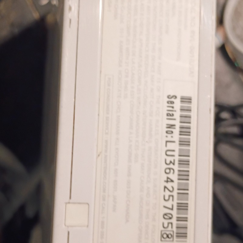 Nintendo Wii RVL-001 White Console NTSC-U/C 480p Backward Compatible 512MB gallery