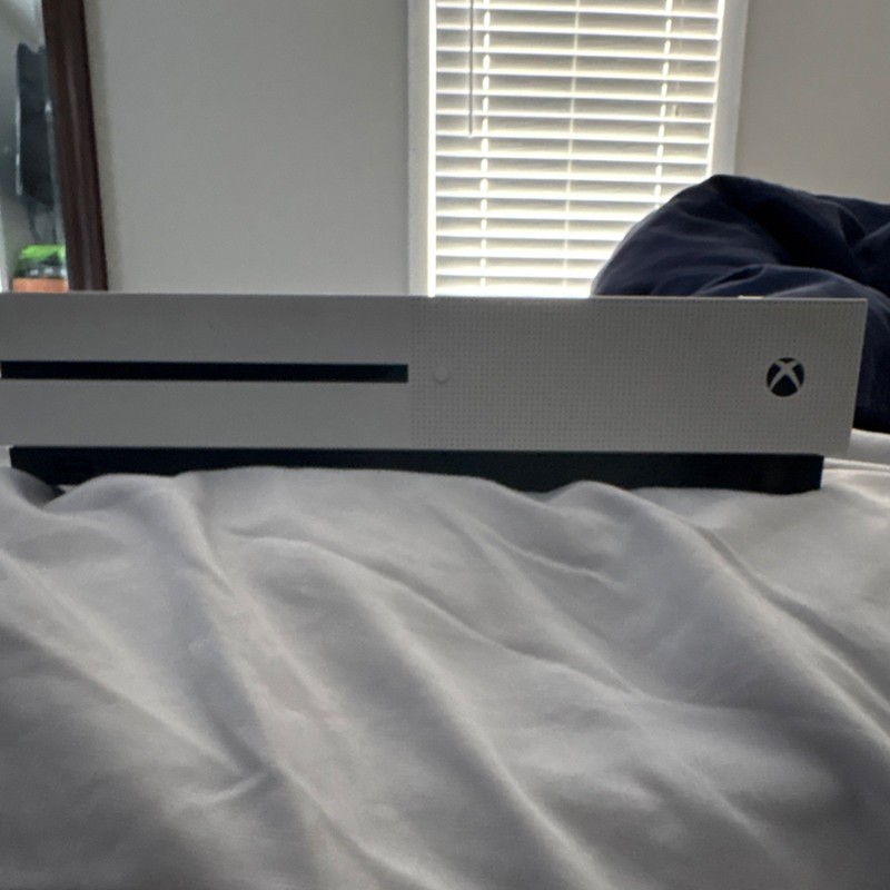 Microsoft Xbox One S Console White Wi-Fi HDMI USB-A Ethernet