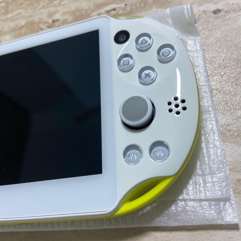 PS Vita 2000 Lime Green White Super Value Pack Complete 6668 gallery