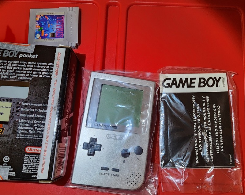 Nintendo Game Boy Pocket Silver MGB-001 Original BOX, Tetris Game Gameboy gallery
