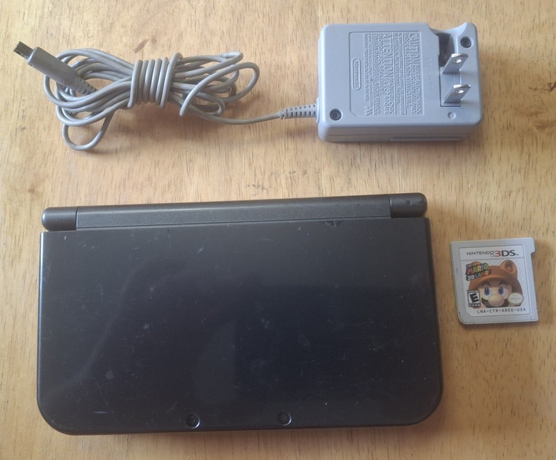 NINTENDO NEW 3DS XL HANDHELD GAME CONSOLE GRAY W/SUPER MARIO 3D LAND RED-001 gallery