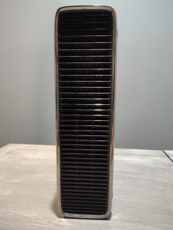 Microsoft Xbox 360 S Call of Duty: Modern Warfare 3 320GB Model 1439 w/ 7 Games gallery