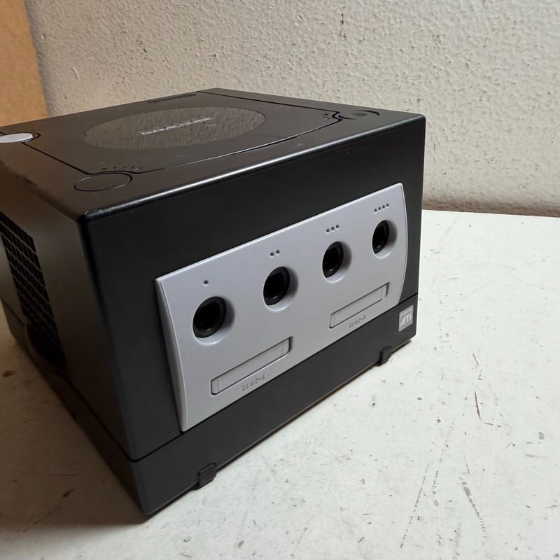 Nintendo GameCube DOL-101 Black 480p 128-bit Video Game Console - For Parts gallery