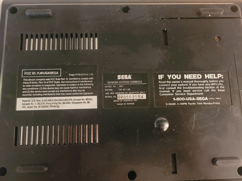 Sega Genesis Console Black with 1 controller, original power supply & rf switch gallery