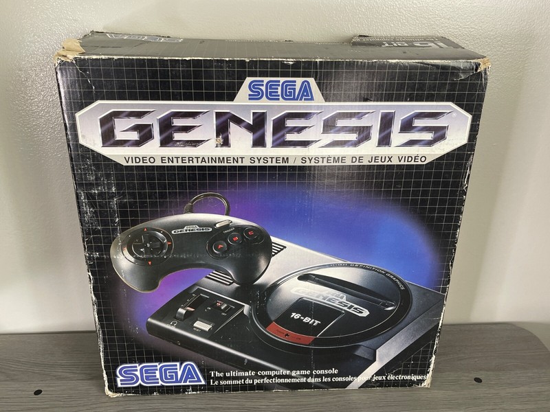 Sega Genesis Console 16-Bit MK-1601-22 W/ Original Box – Early Print Box TESTED