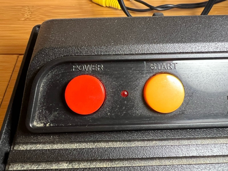 Atari Flashback 4 Classic Game Console W/Joysticks, Batch Code 03/2013|Untested gallery